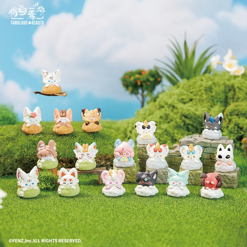 FABULOUS BEASTS Four Seasons of Colorful Clouds Mini Figurine