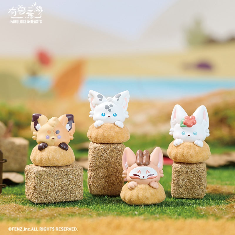 FABULOUS BEASTS Four Seasons of Colorful Clouds Mini Figurine